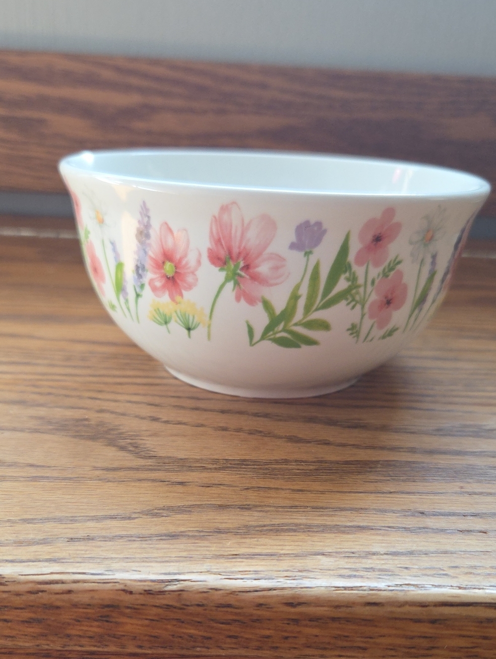 Royal Norfolk White Ceramic Bowl with Pink and Green Wildflower Band